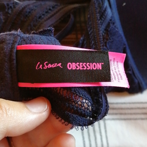 2/$25 LaSenza Obession Bra - Picture 3 of 4